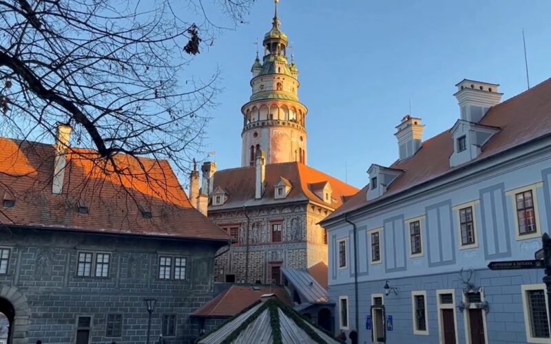 Recorrimos un pueblito medieval por la Bohemia checa y nos encantó porque Cesky Krumlov es una joya recomendada en República Checa