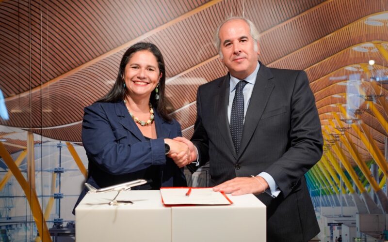 Iberia firmó un acuerdo para potenciar la gastronomía española